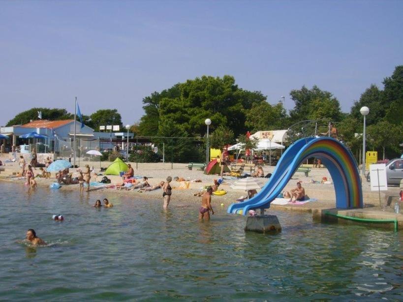 Apartmani Braut Kornic Bagian luar foto