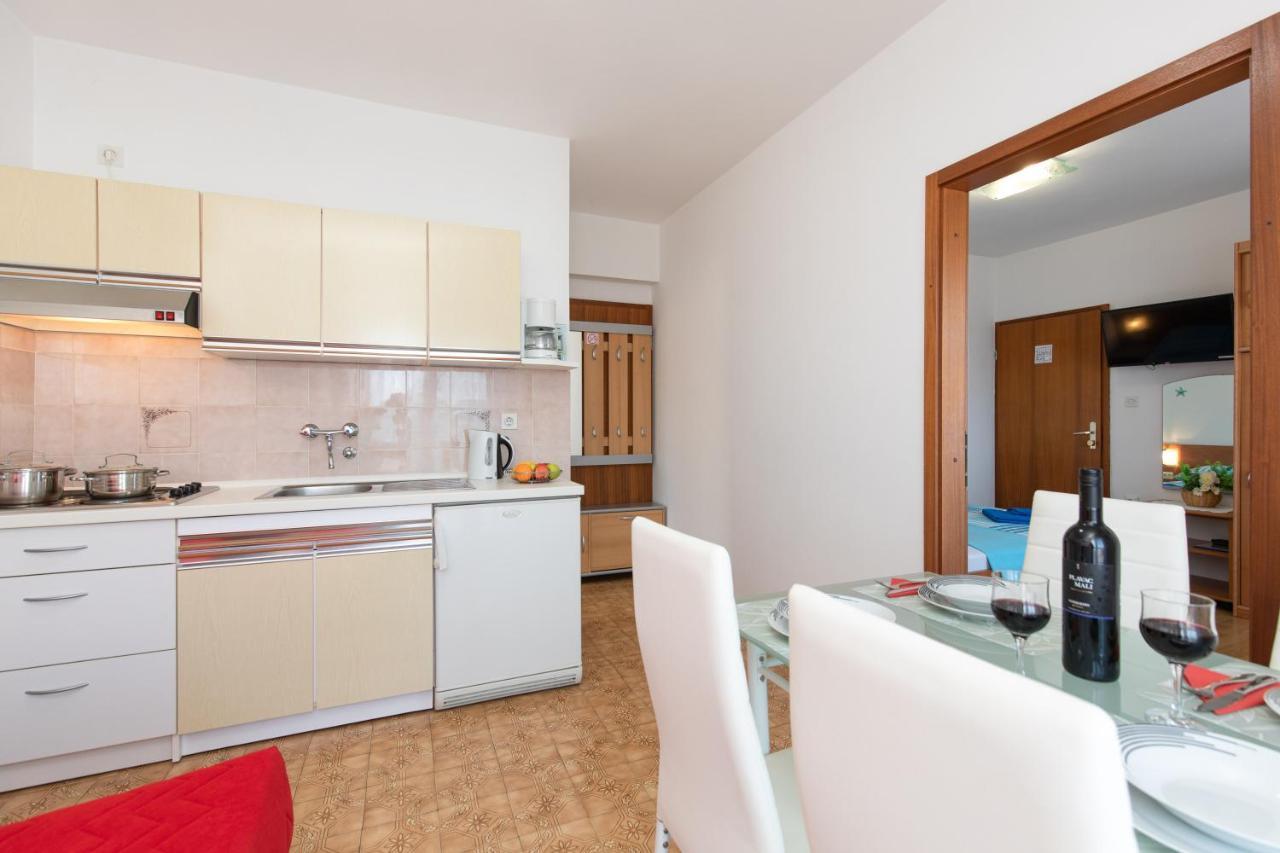 Apartmani Braut Kornic Bagian luar foto