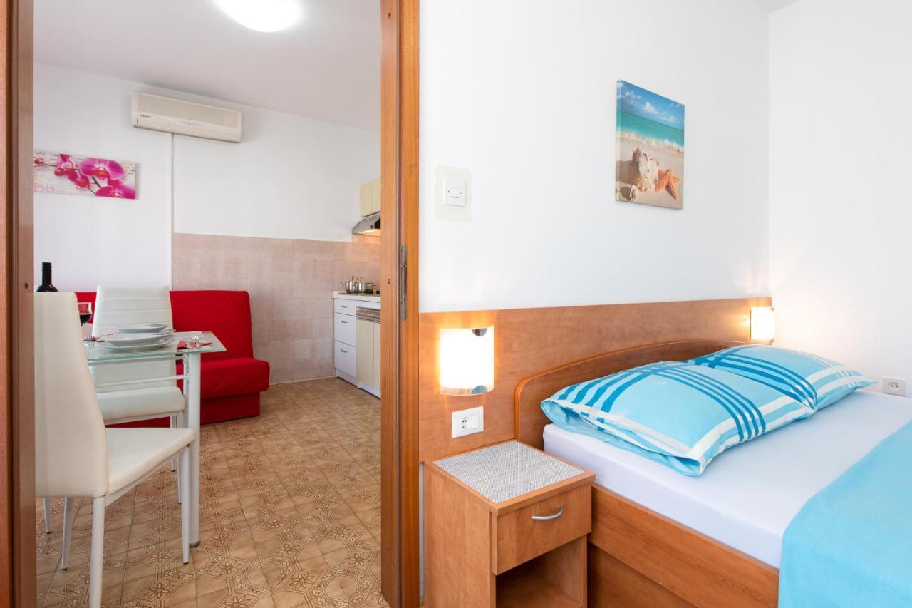 Apartmani Braut Kornic Bagian luar foto
