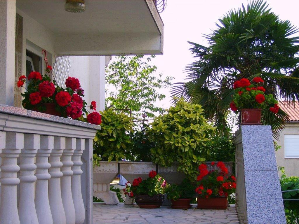 Apartmani Braut Kornic Bagian luar foto